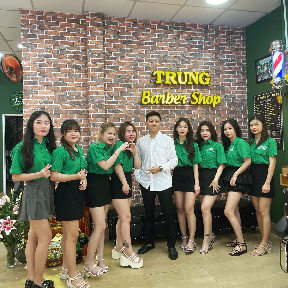 Đội ngũ nhân viên thân thiện